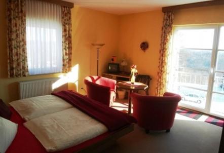Hotel Drei Kronen Frauenwald Kamer foto